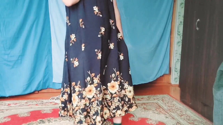 Kitty_Cross: Piękny Femboy tańczy dziko pod uwodzicielskimi neonami