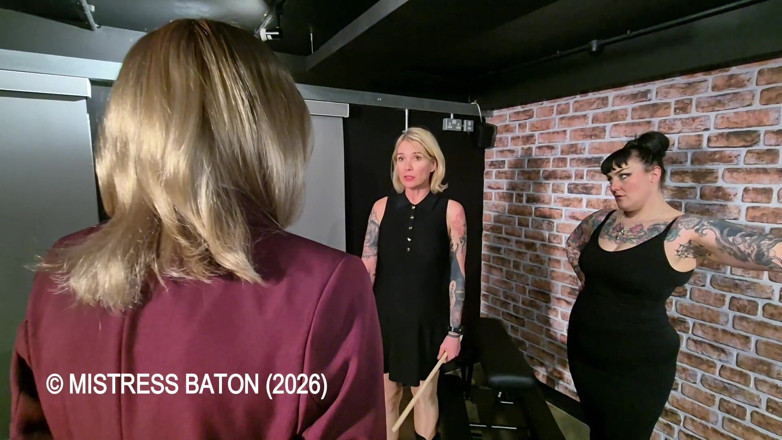 MistressBaton: 보지 포즈의 처벌