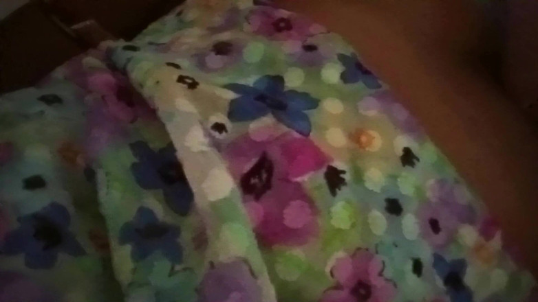 Myhotwife369: Мумбайский сосед, девственница с тугой киской, быстро сквиртует над большим членом и спермо-фетиш на теле