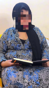 Une belle-mère arabe à gros cul se fait sodomiser, hijab, musulman, gros cul, égyptienne, gros cul