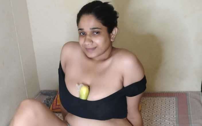 Yourdidipriya: खीरे के साथ गांड चुदाई - Yourdidipriya