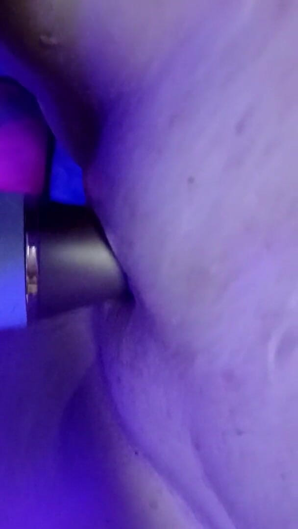 Rosedale troubles: Hot masturbation close up