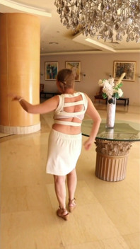 Seducción de extraño en el hotel por mostrando coño y culo