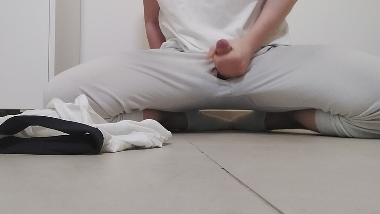 Bayer911: Thủ dâm với võ sĩ quyền anh