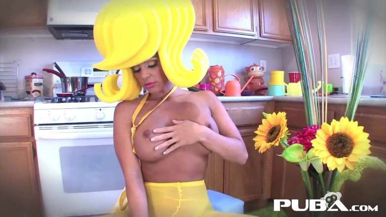 PUBA Solo: Surreal Kitchen dress up with Abigail and her giant cucumber