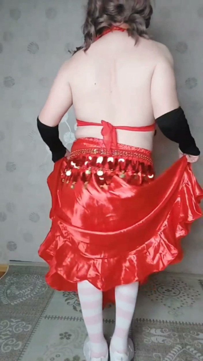 Kitty_Cross: Naughty Belly Dancer Hot Moves White Body