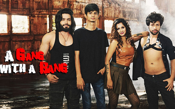 Cine Flix Media: Indiana estrela pornô Starsudipa em sexo gangbang quente e selvagem...