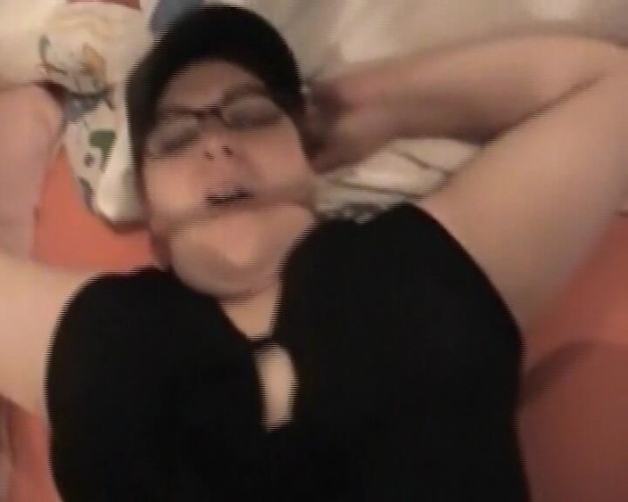 Deutsche XXX Filme: Ein riesiges schätzchen aus deutschland genießt es, warmes sperma in...