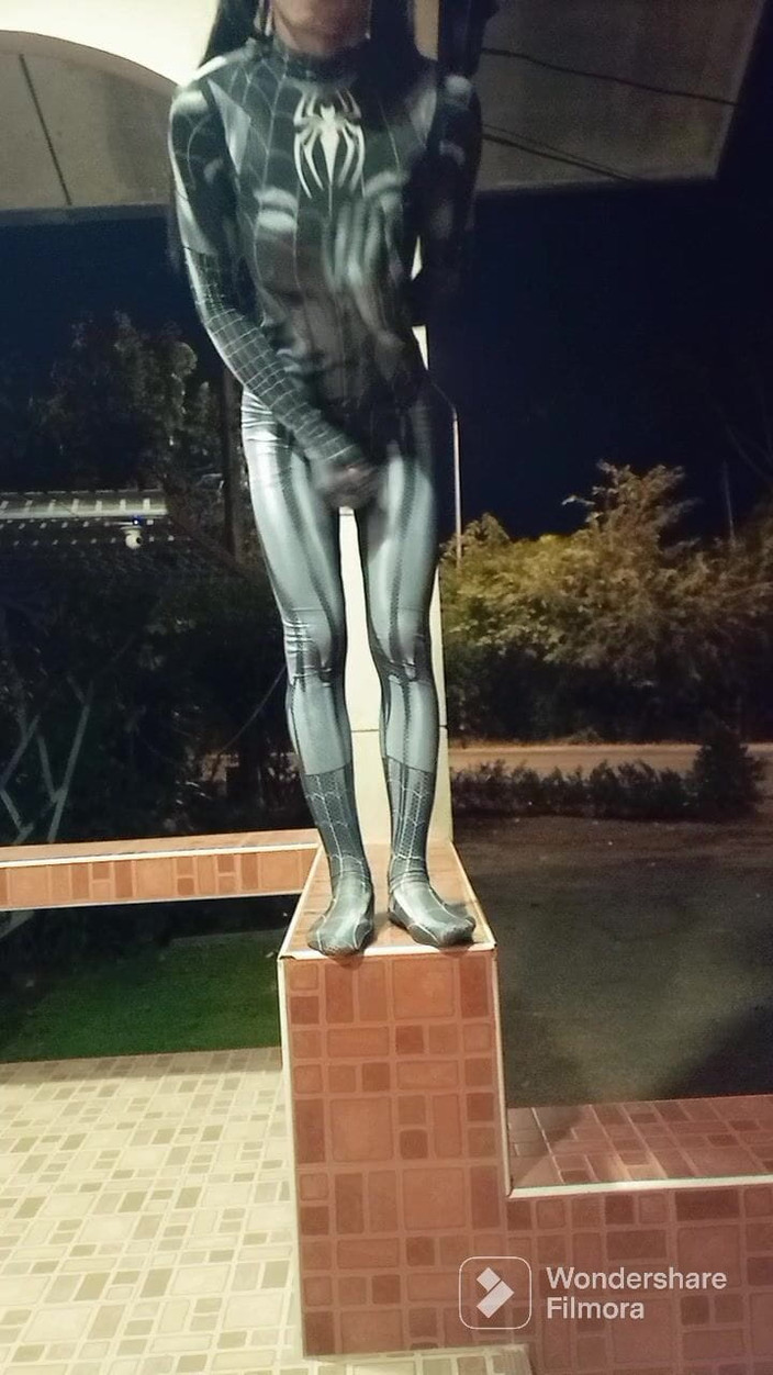 Menaiisd: Spider vrouw