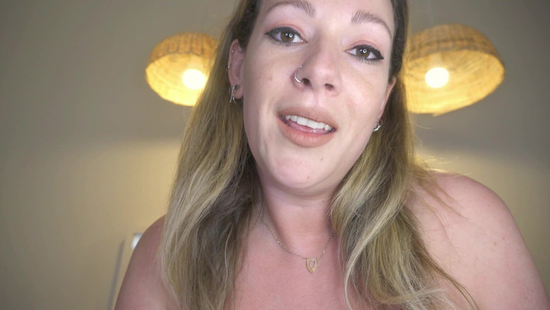 Sasha Curves: Секретар зменшує генеральний директор