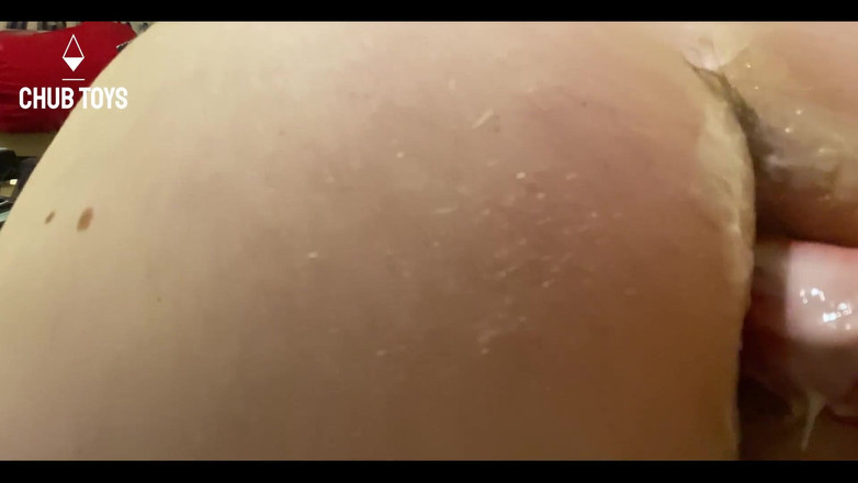 Chub toys: 大きなディルドが私の太った尻に滑り込む
