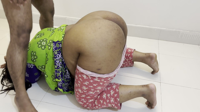 Aria Mia: Grande bunda traindo madrasta furiosa quando enteado goza rapidamente acidental...