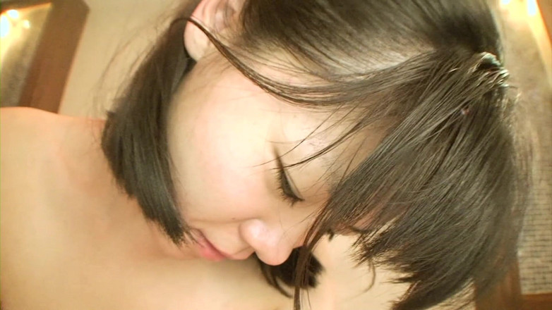 Japan Lust: O çorapların içinde ve ağzında o yarakla iyi görünüyor