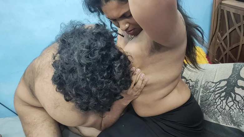 Vaishnavysharunraj: サリーロマンスロングリップロックとハードファックインド人カップル