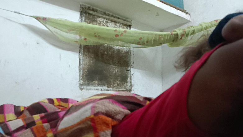 SanskariGirl1: O Fată De Facultate Untată Cu Ulei Și Fundul Ei