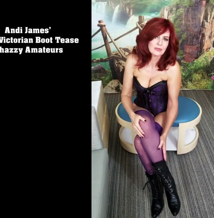 PornoJuice: Andi James , vieja provocación de botas victoriana