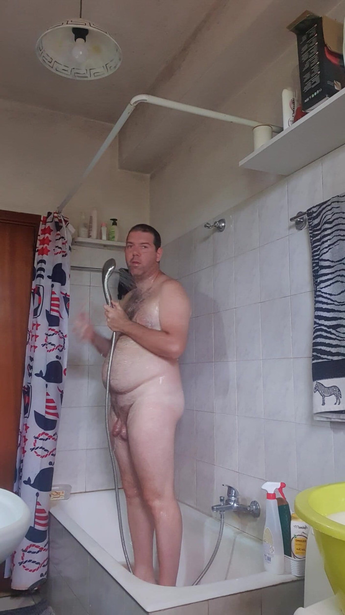 Mirko2589: All Naked in Shower Room