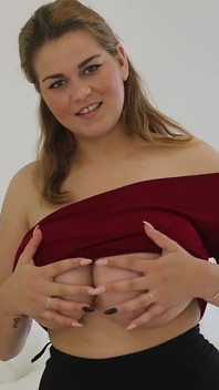 Huge Natural Tits Babe Blow Banana and Masturbate