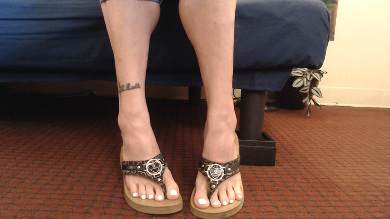 Abby Anna: Bílé nehty flutter žabky