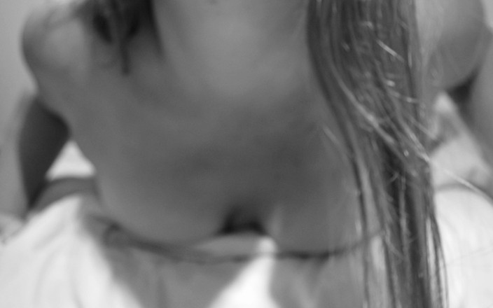 MILF Secrets: 我的甜美潮吹