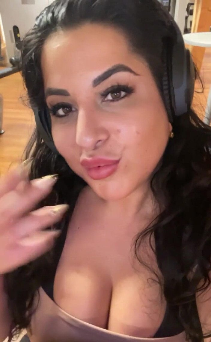 LadyAyse5: Hallo z późnej nocy fitness bez zysku!