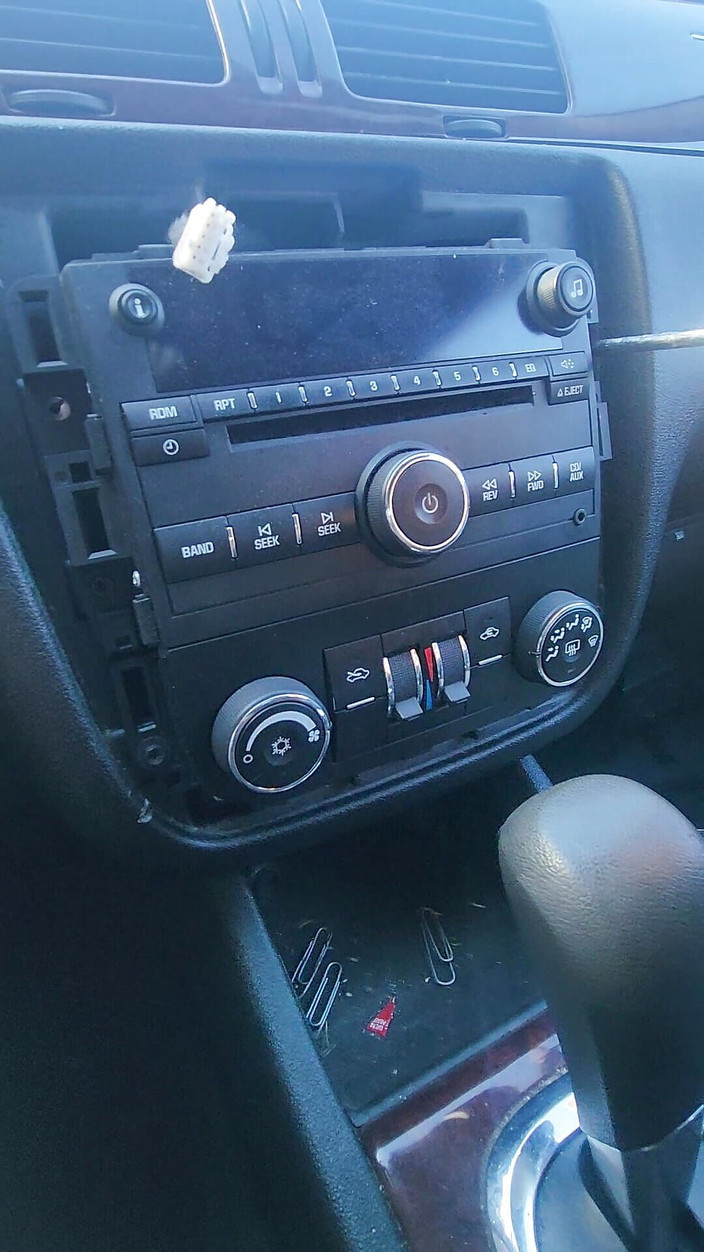 Djk31314: Obtenir quelques pièces de la cour de poubelle