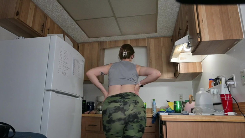Missellie8: The Poophole Only Diet