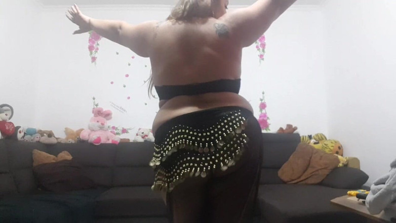 LoraBbw: BBW Belly Dance