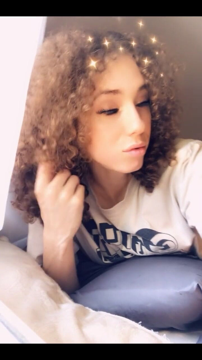 Tia Tizzianni Productions: Лілі Демур: ти кінчиш і трахаєш мене?