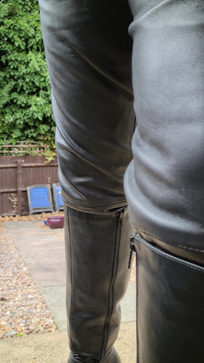 Leatherman63: Full leather outfit