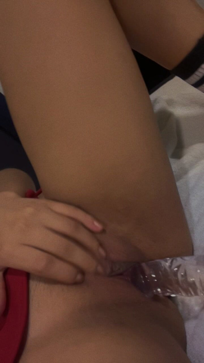 StrayGirl: Bära min nya leksak