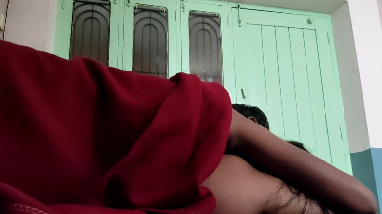 Hindiaudioadda1: Seks dubur Di bawah Selimut