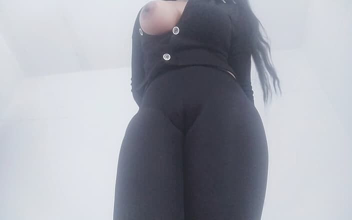 Hajarsexy: 私は良い娼婦です、私はあなたが内部で楽しむことができます