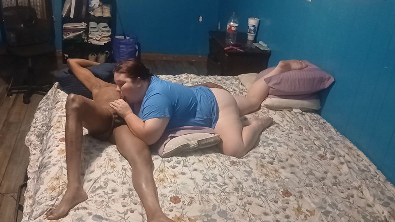 Sloppylynn: 흑인 대물 자지의 단정치 못한 머리와 흑인 대물 자지 딥쓰롯