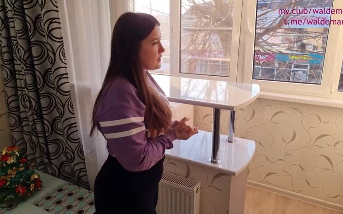 Waldemaria: Повна версія милої дівчини господаря квартири дозволила клієнту трахнути себе разом з угодою про оренду