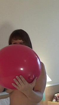 B2p in the Hotel - Red Balloon
