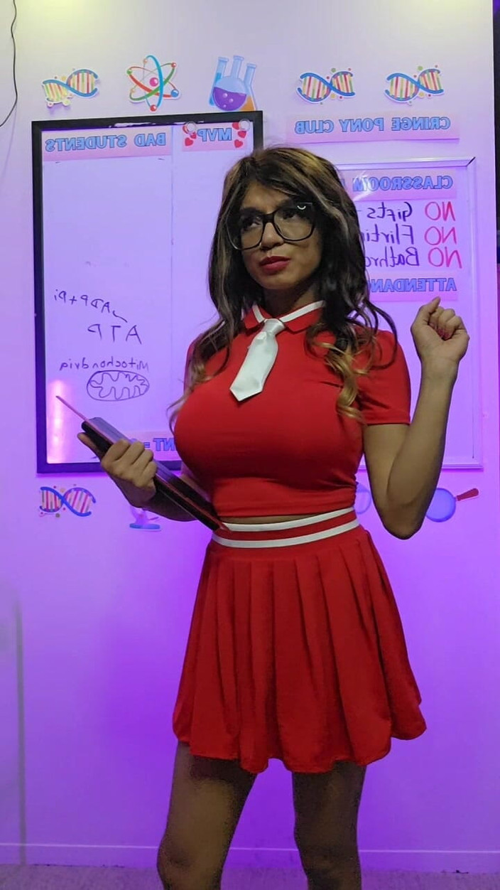 Goddess Rarity: Рідкість богині тут, щоб навчити вас правильного способу їздити, щоб не бути неслухняним студентом