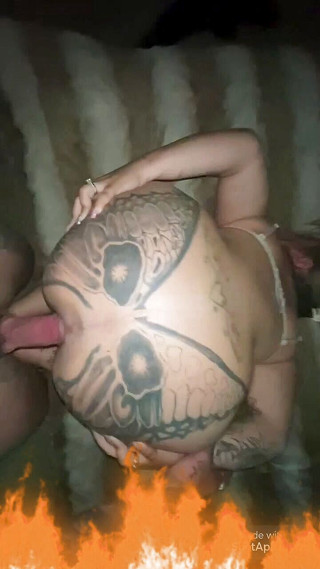 MzKiTTy91: 大屁股白人熟女被狠操后射