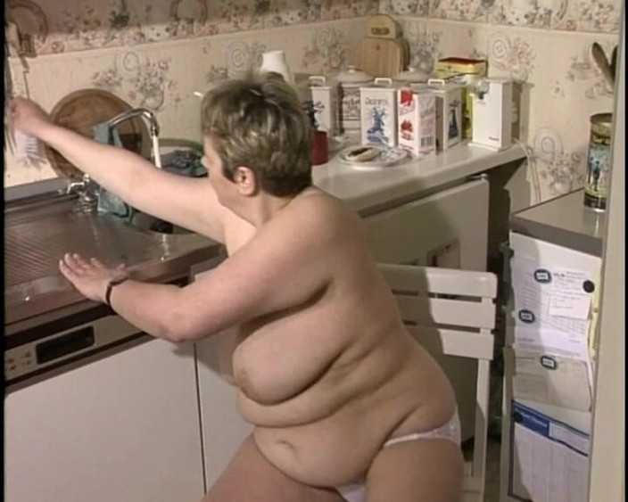 YOUR FIRST PORN: Kıllı üvey anneler bölüm 2