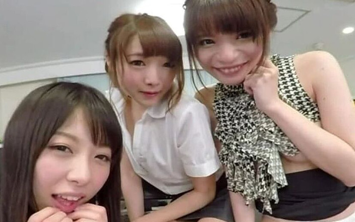 EAGLE-VR: Đó là một Shura hay hậu cung dưới bàn văn...