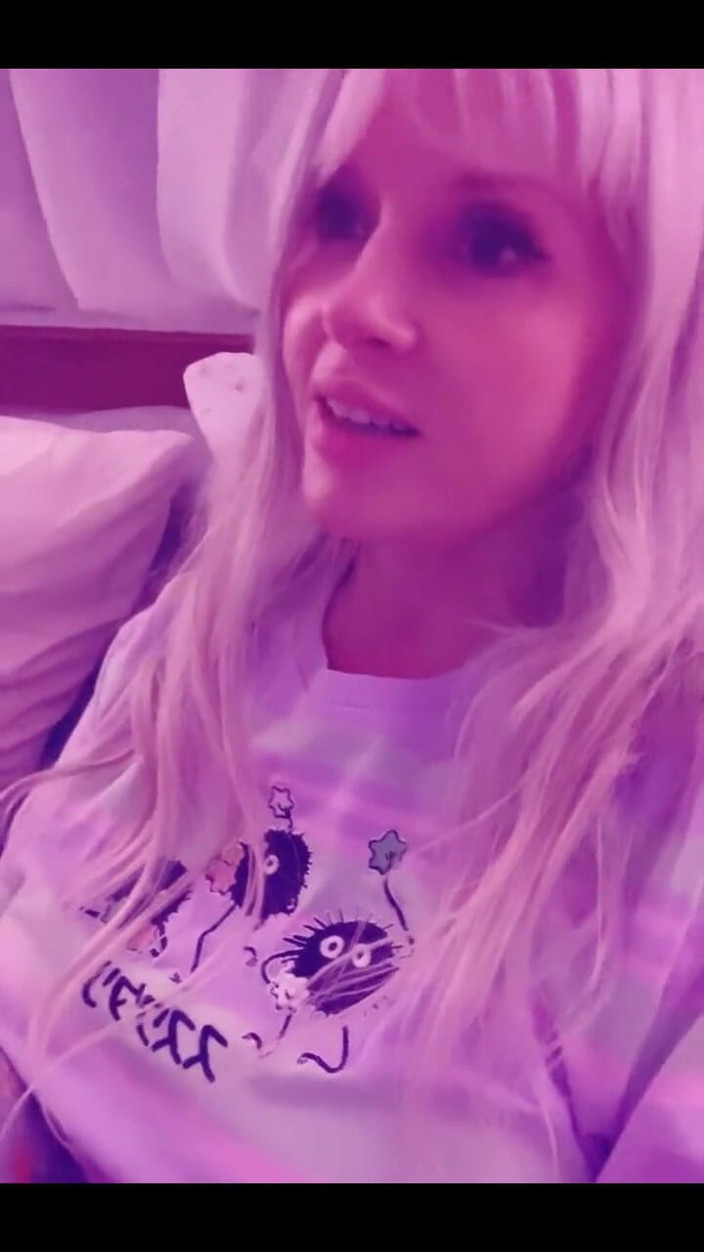 PaintedRose: uslu kız bts sweet dreams post film