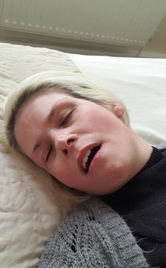 SkylerSquirt: Showing My Orgasm Face Whilst Getting My Pussy Eaten Xx