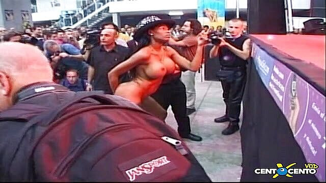 Topaweb: Barcellona seks festivali canlı