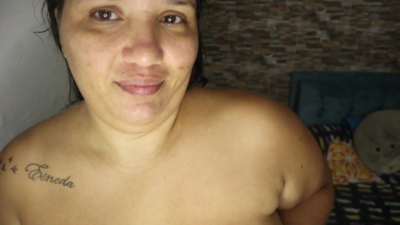 Lexly_16: Îmi masturbez pizda foarte drăguță până la orgasm și apoi fac...