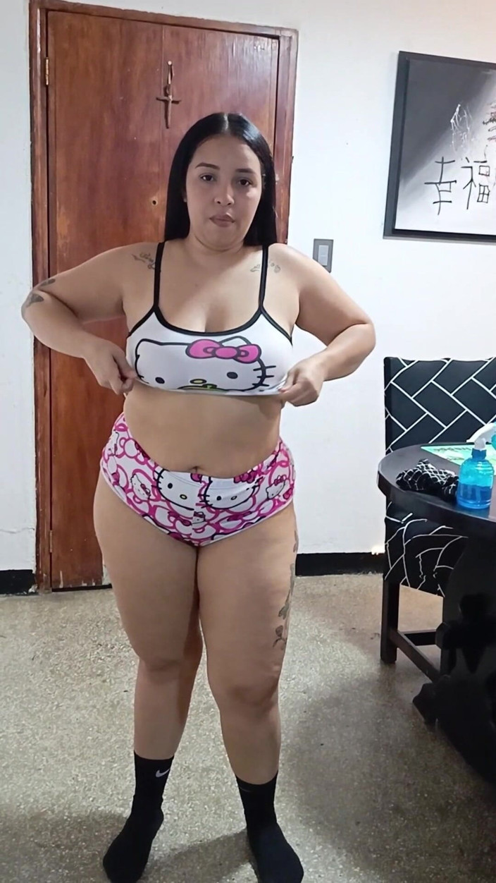 SugarPose: BBW 라티나 메이드 집 청소