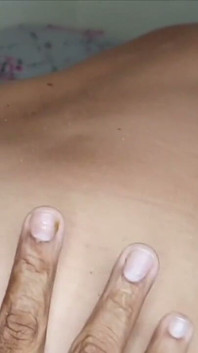 널 빨아주지만 자유로워지지 않아