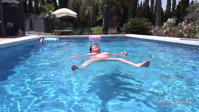 Aunt Judy's: Auntjudys - Busty Redhead MILF Jojo Robinson Goes Skinny Dipping in...