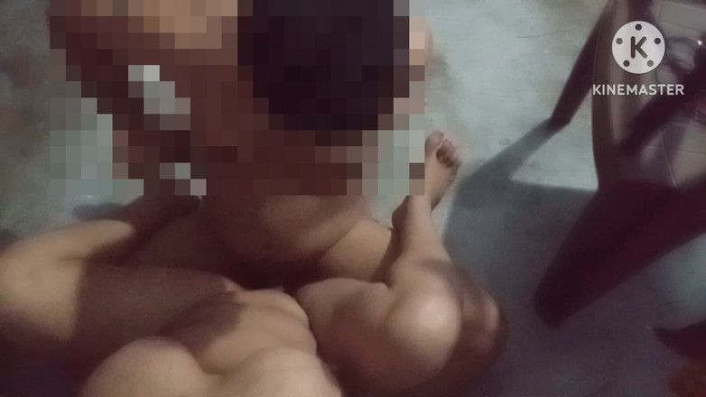 Oldage12: 집에서 섹스하는 인도 현지 아줌마