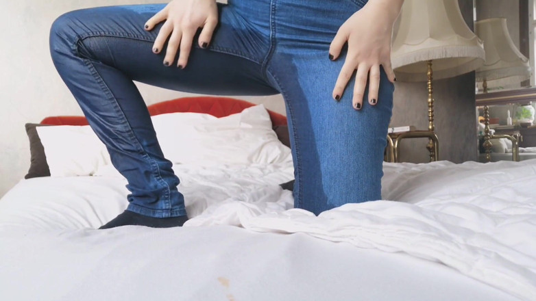 The Antichristrix: Wetting my jeans until I'm soaked