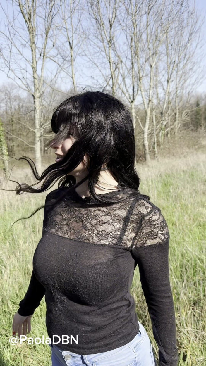 PaolaDbn: Exhib 在户外口交射精